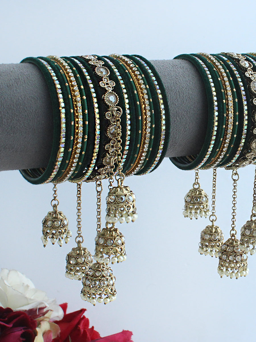 Aashvi Bangle Set / Stack-Green