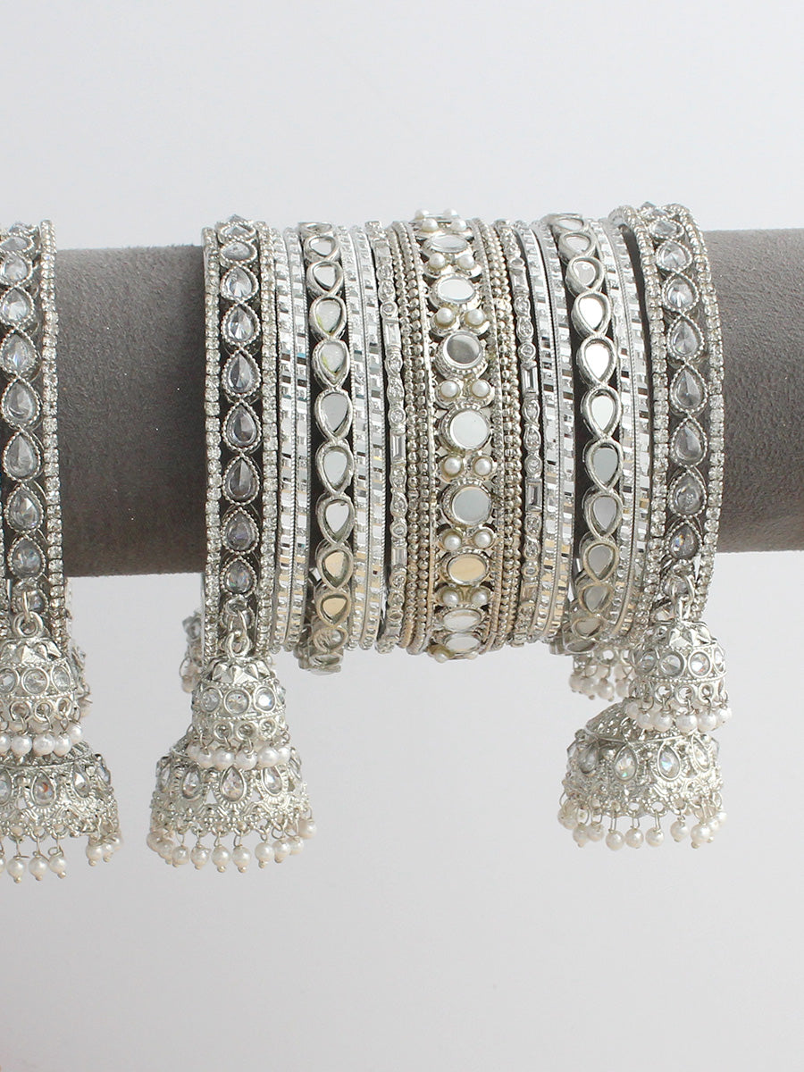 Naysha Bangle Set / Stack-Silver