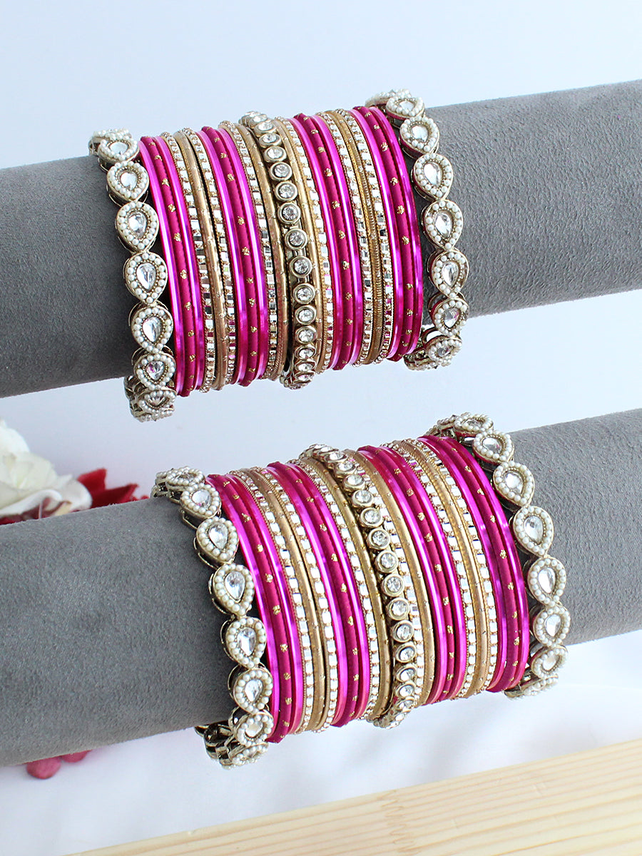 Kaynat Bangle Set / Stack