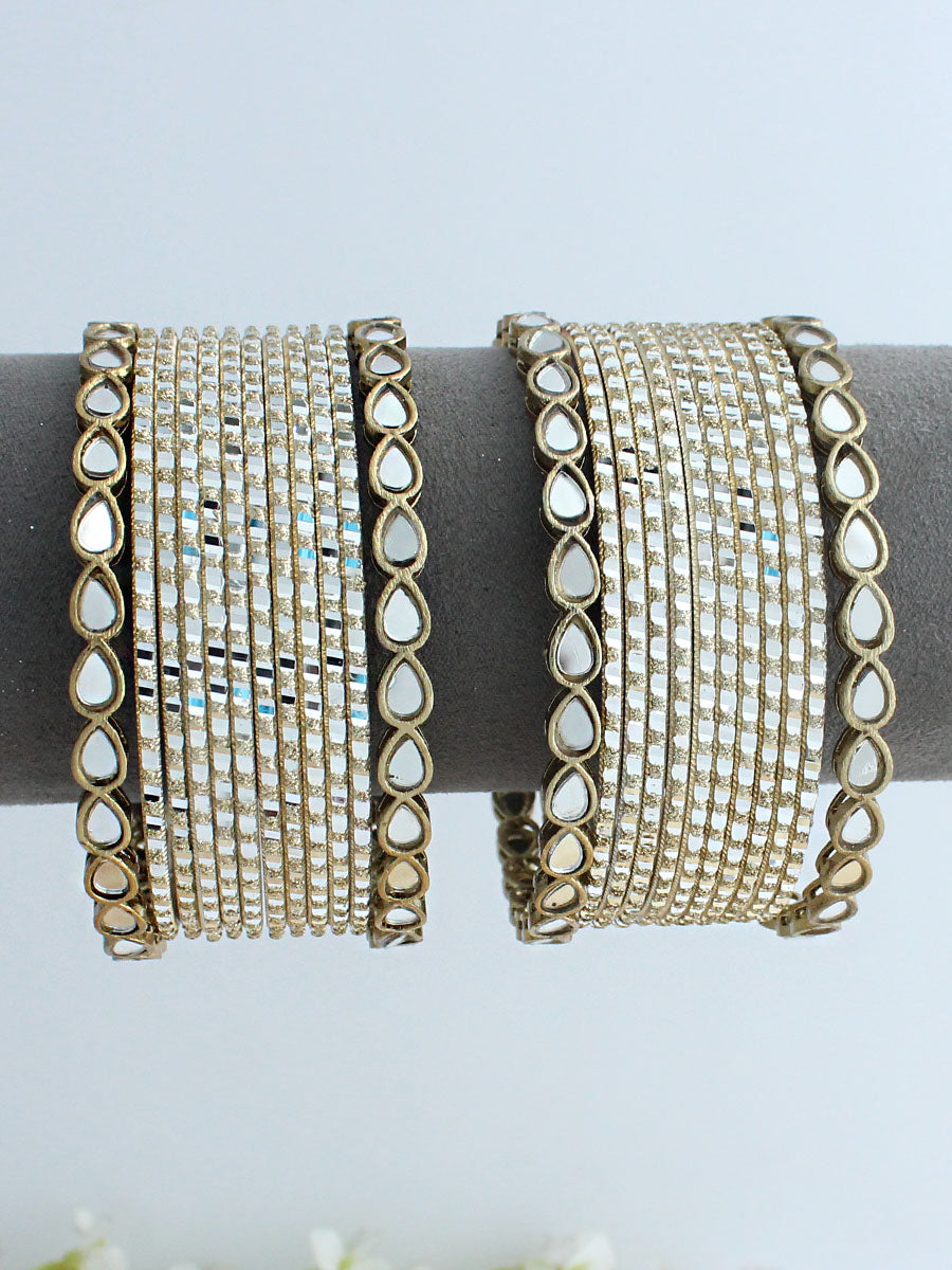 Nirvi Bangle Set / Stack