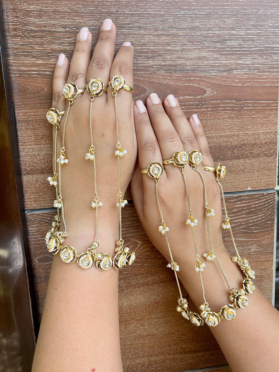 Urjita Hand Harness / Bracelet (Hathphool)