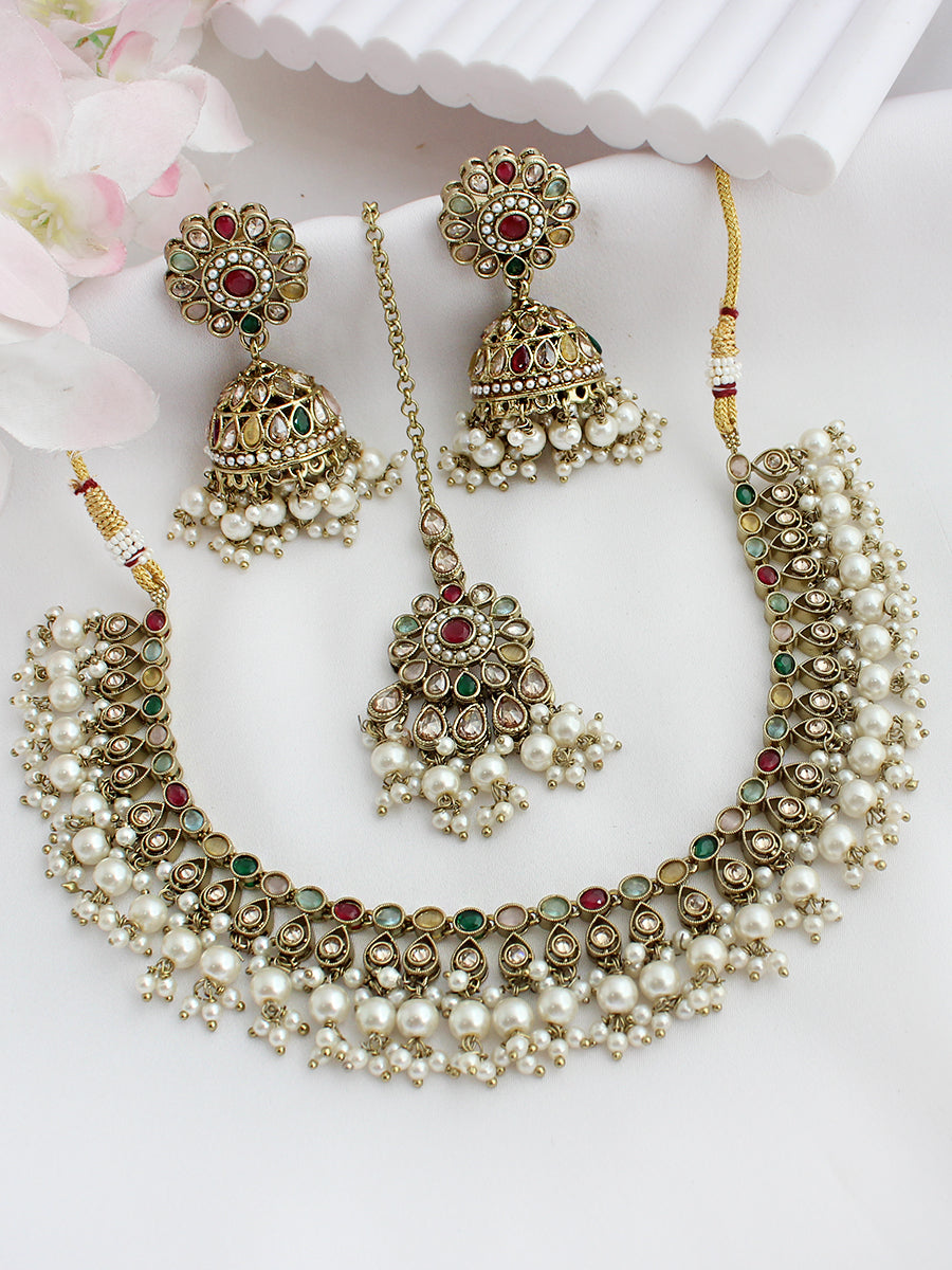 Dhruvi Choker Necklace Set