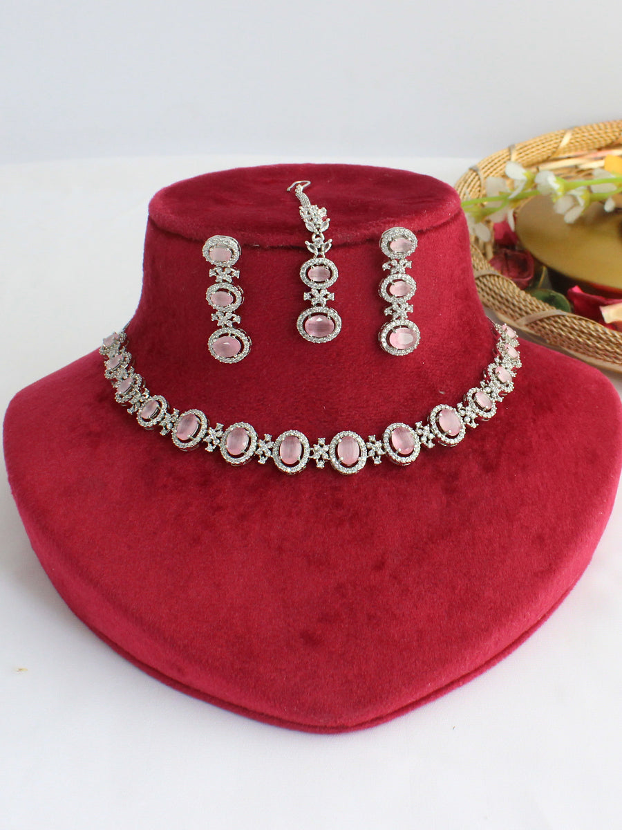 Aneri Necklace Set