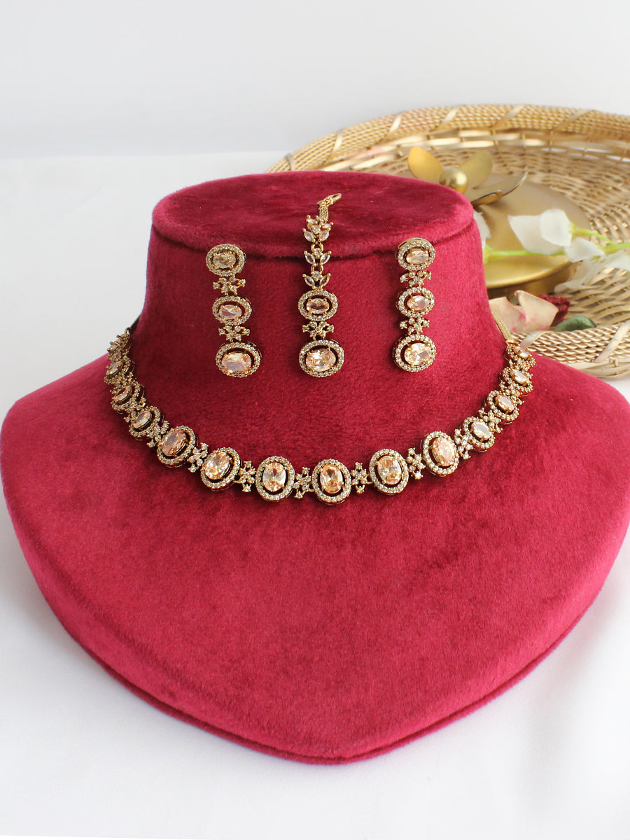 Aneri Necklace Set