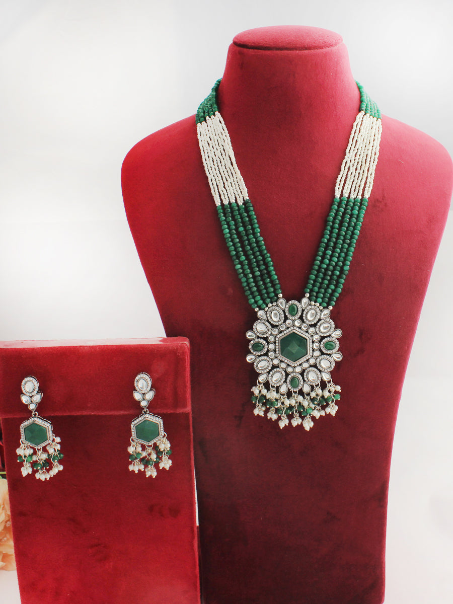 Shreya Long Necklace Set