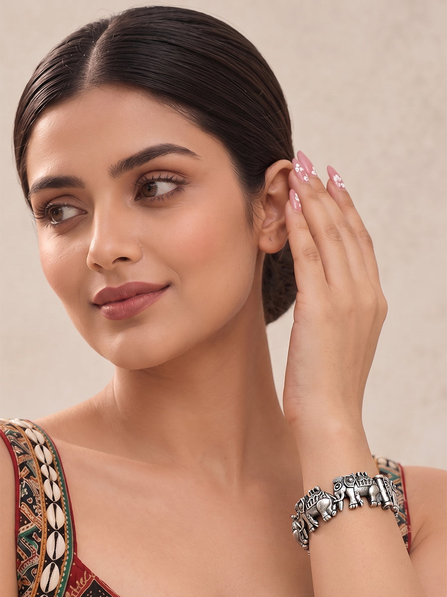 Trishla Bangle
