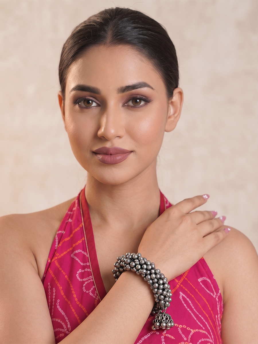 Mrinal Bangle / Bracelet