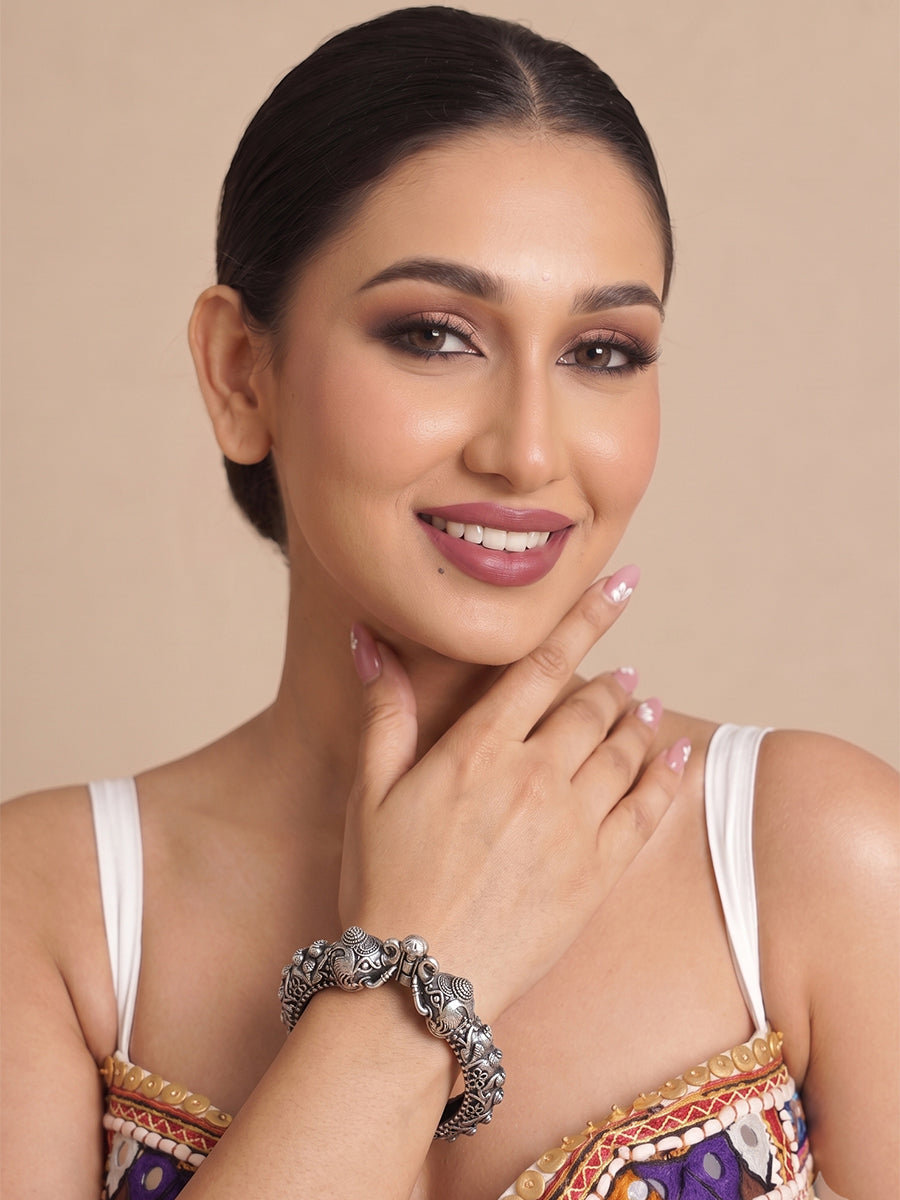 Ipshita Bangle