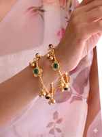 Varnika Bangle Set