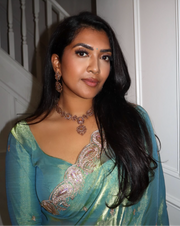 Ziana Necklace Set