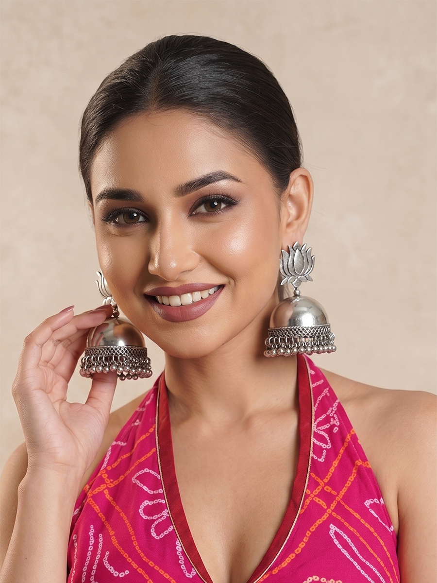 Kangana Jhumka Earrings