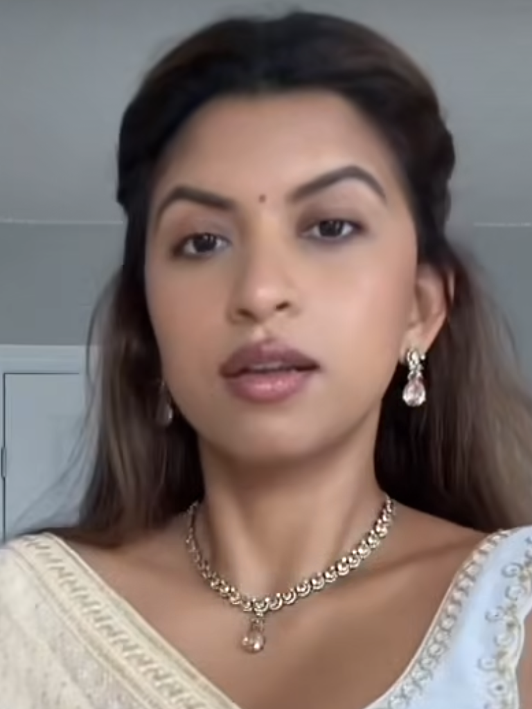 Noah Pendant Necklace set