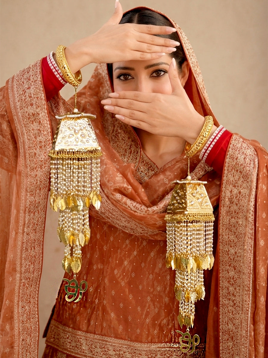 Ik Onkar Kaleeray-Gold