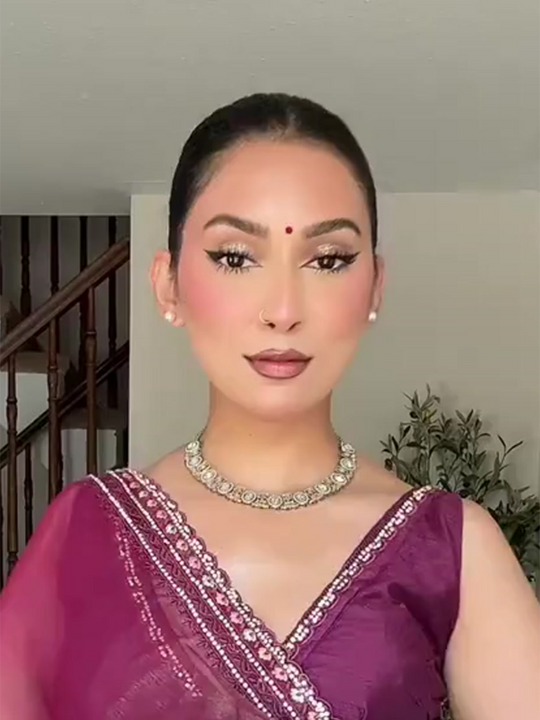 Lavika necklace set