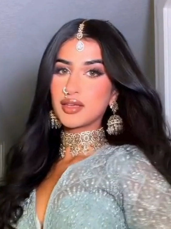 Savira Choker Necklace Set