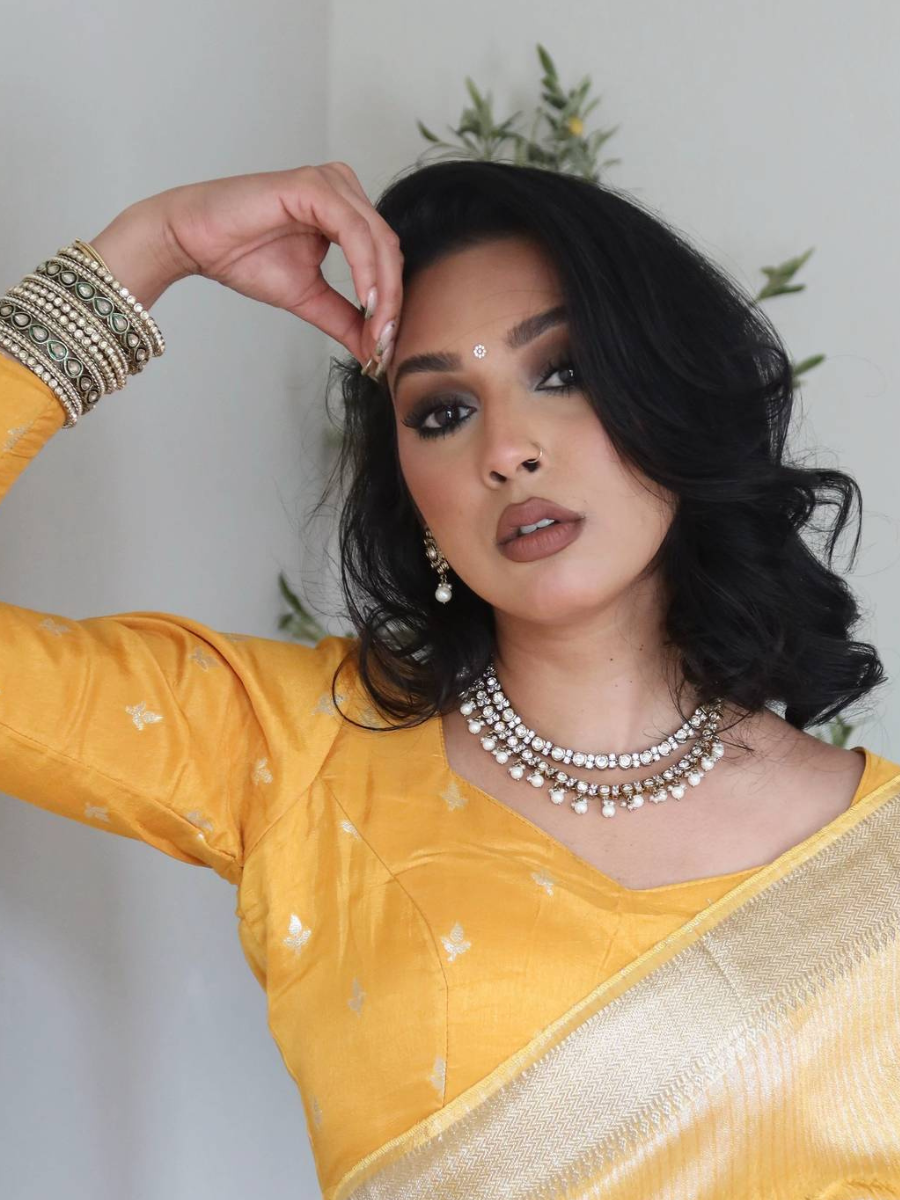 Shamika Necklace Set