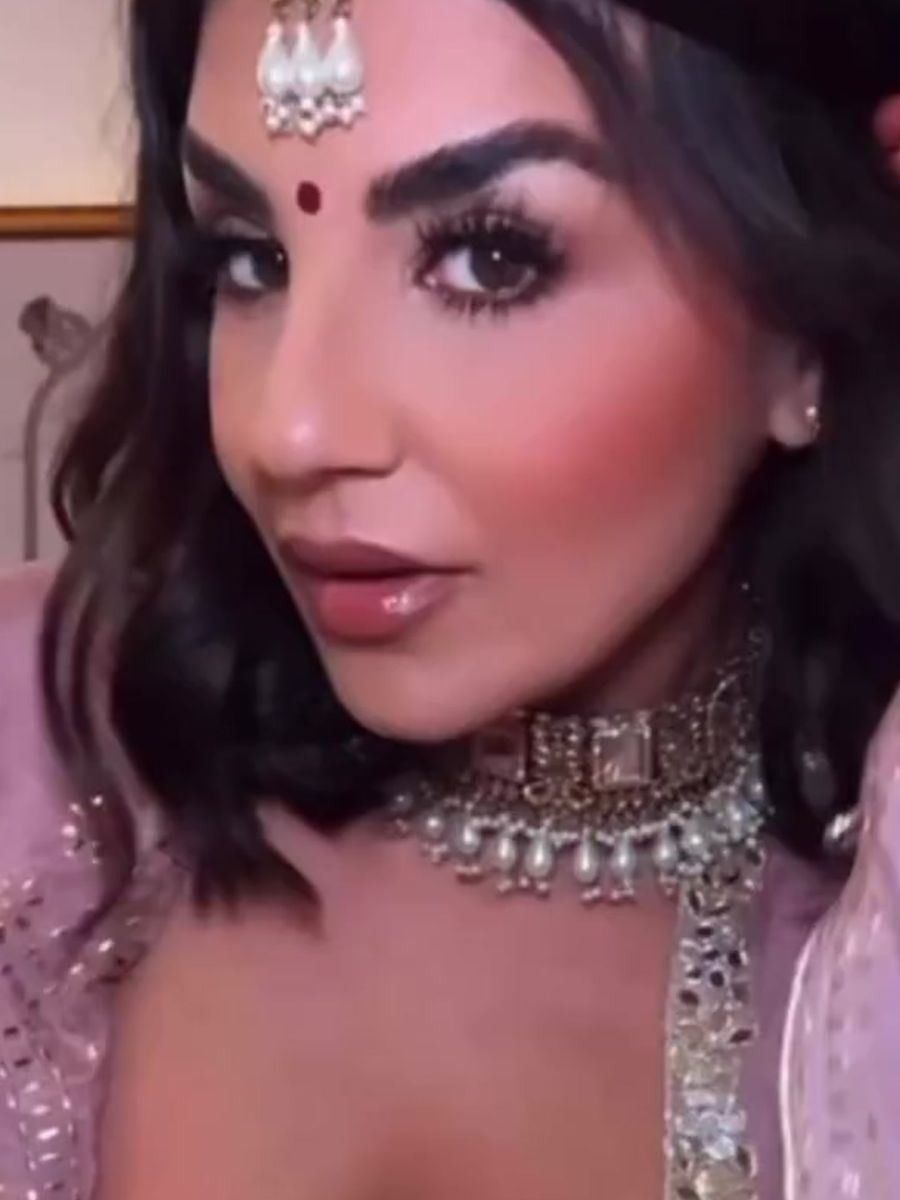 Rasika Mirror Necklace Set