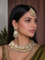 Alwar Bib Necklace Set - White