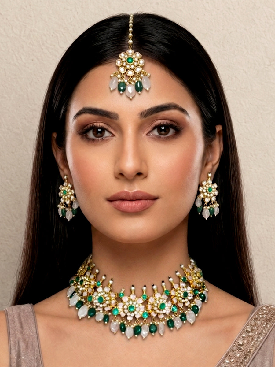 Sakshi Necklace Set