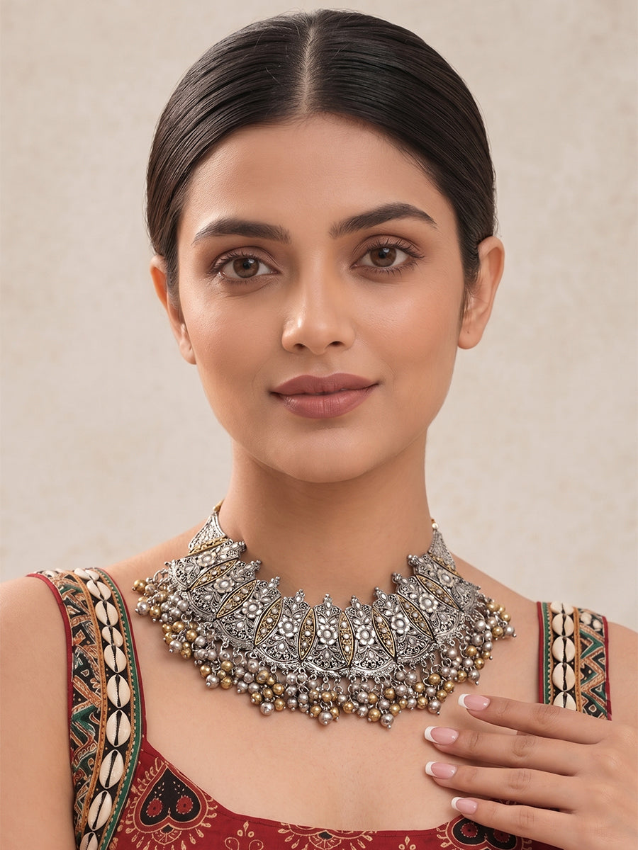 Delisha Necklace-Metallic
