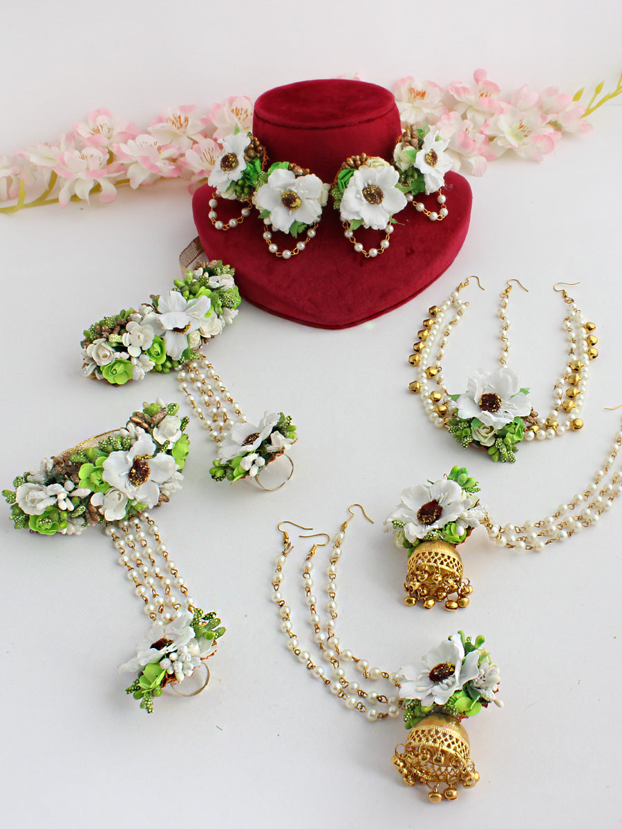 Ananya Floral Necklace Set-White