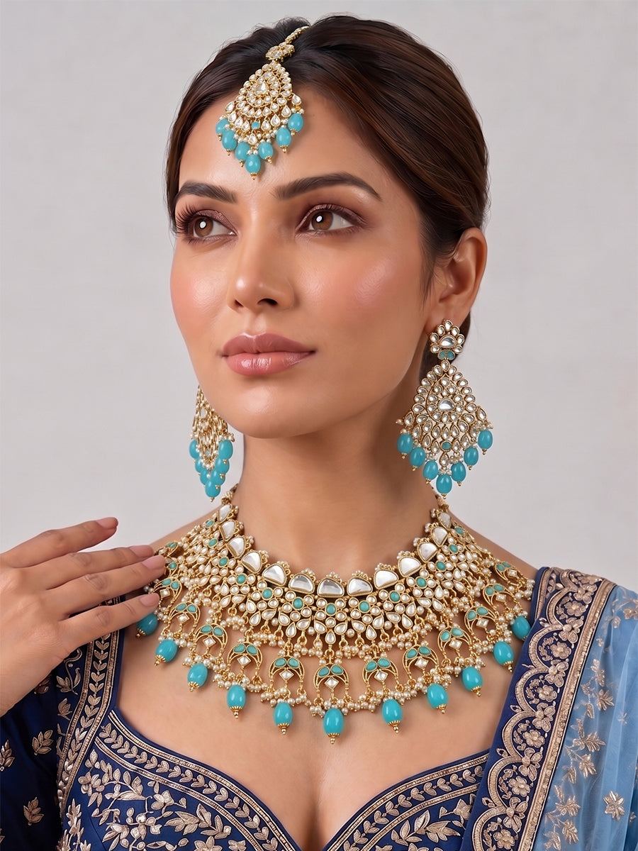 Aarzoo Necklace Set