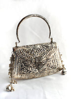 Urwa Metal Clutch Bag-Silver