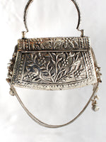 Urwa Metal Clutch Bag 
