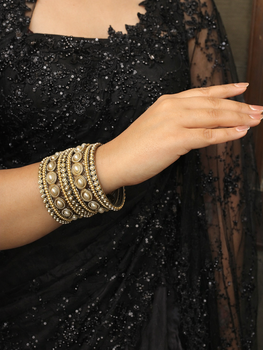 Saanvi Bangle Set/ Stack