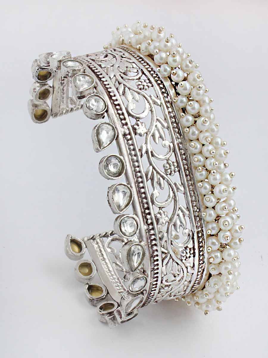 Navdha Cuff Bangle/ Bracelet-Silver