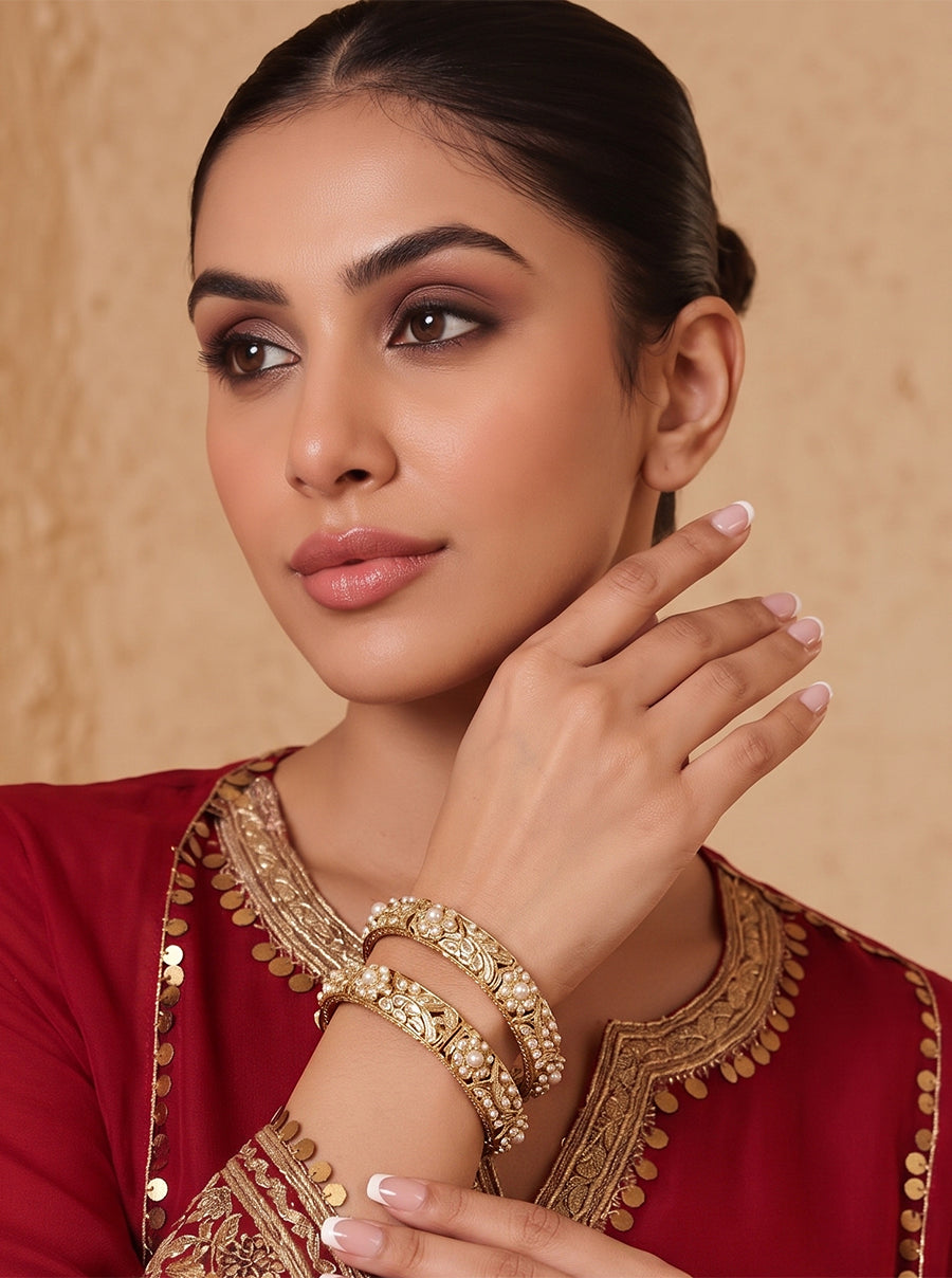 Falak Bangle Set-Pearl