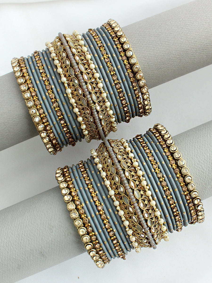 Nitara Bangle Set / Stack
