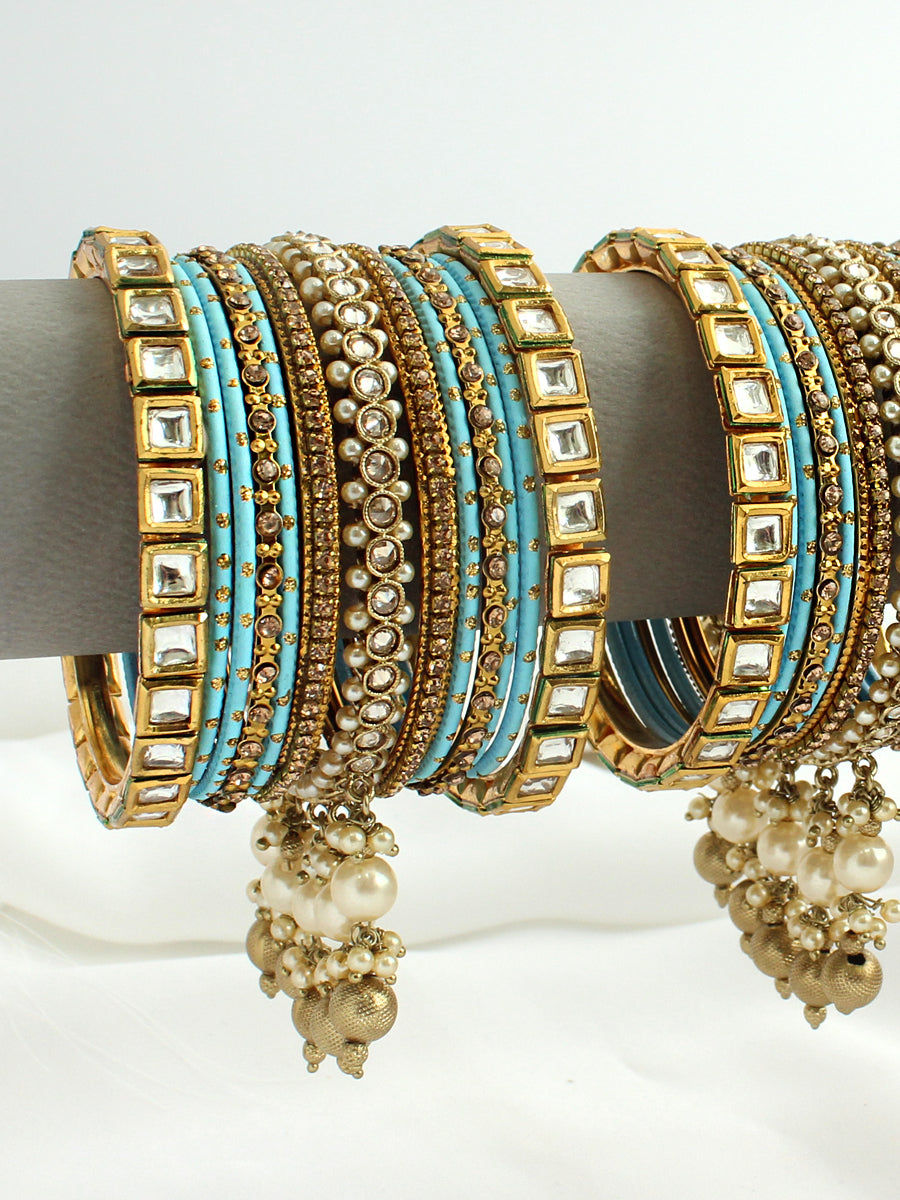 Tashvi Bangle Set / Stack