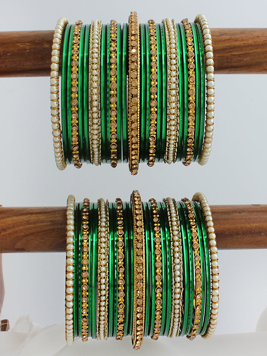 Ritvika Bangle Set / Stack