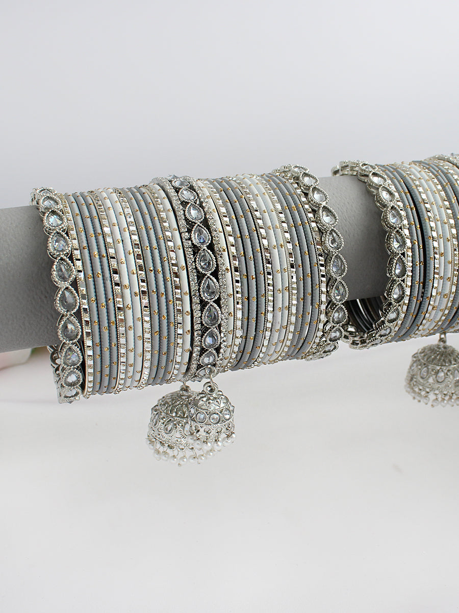 Ahanvi Bangle Set / Stack
-Grey 
