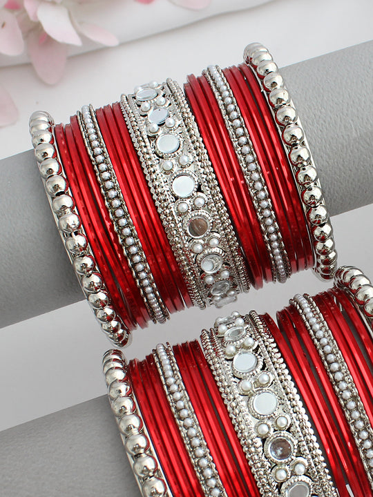 Vrishti Bangle Set / Stack -Red