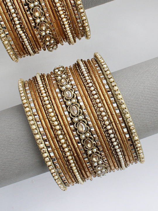 Dhanvi Bangle Set / Stack-Gold