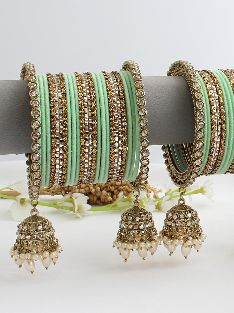 Sharvari Bangle Set / Stack