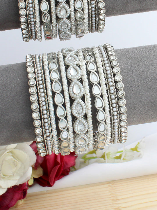Shrika Bangle Set / Stack