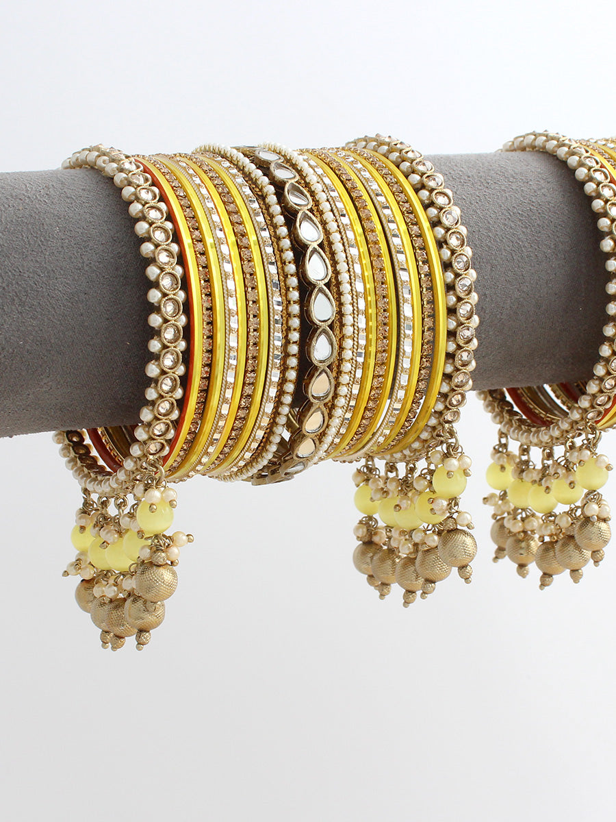 Aarushi Bangle Set / Stack-Yellow