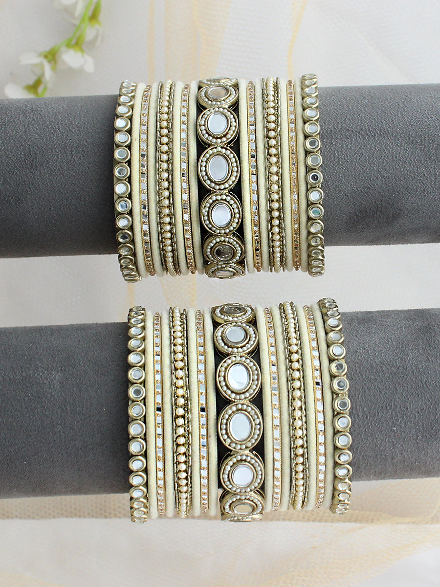 Nitiha Bangle Set / Stack-Butter Yellow