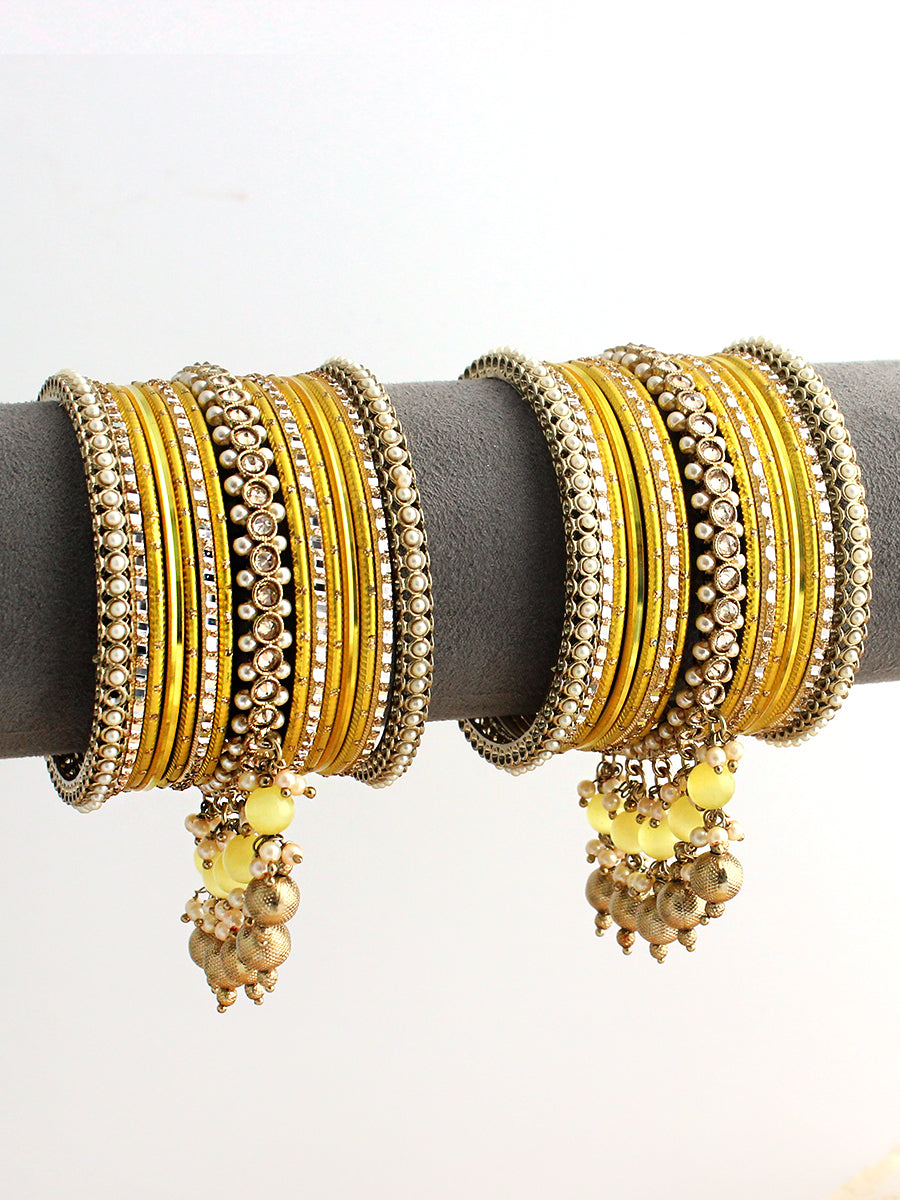 Shivangi Bangle Set / Stack