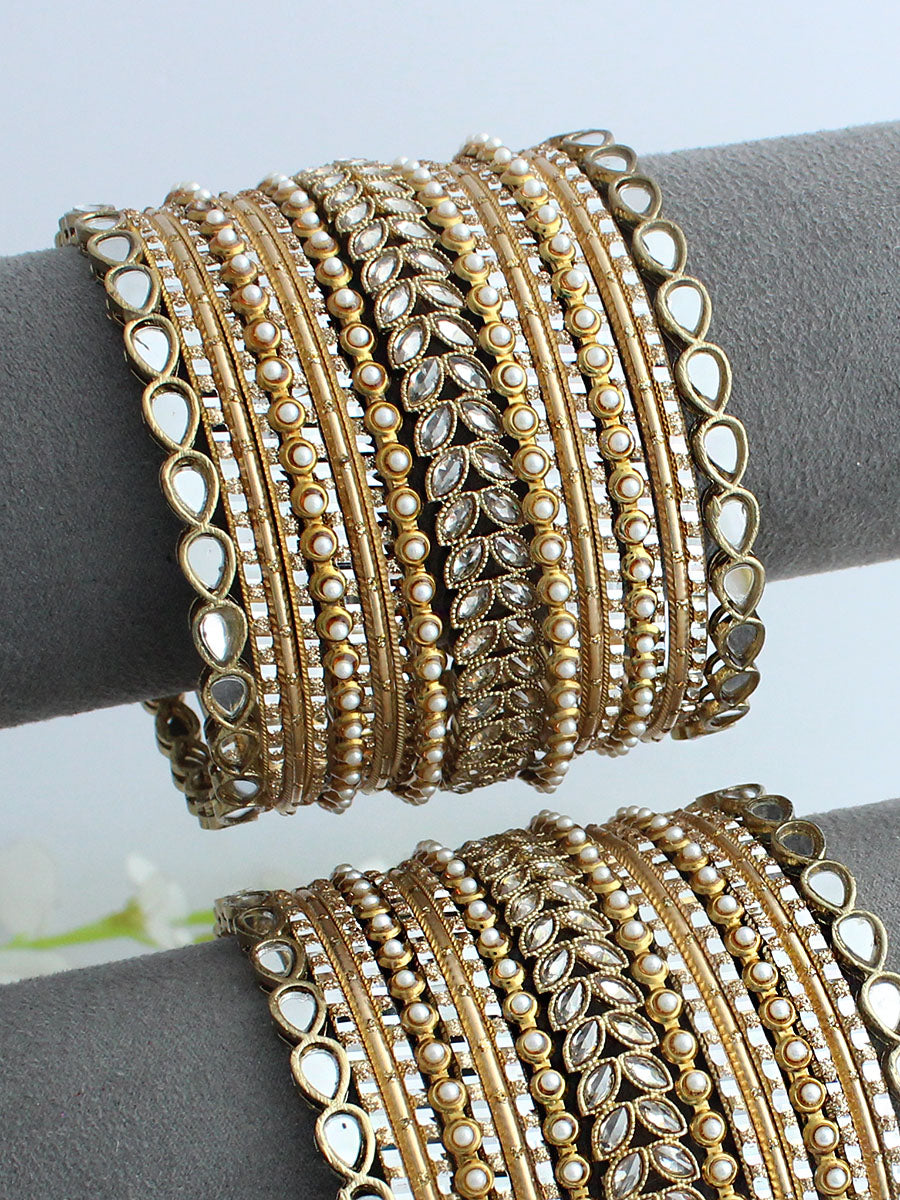 Manika Bangle Set / Stack-Gold