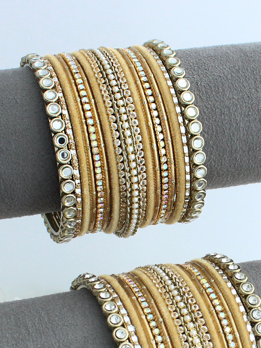 Tripti Bangle Set / Stack-Gold