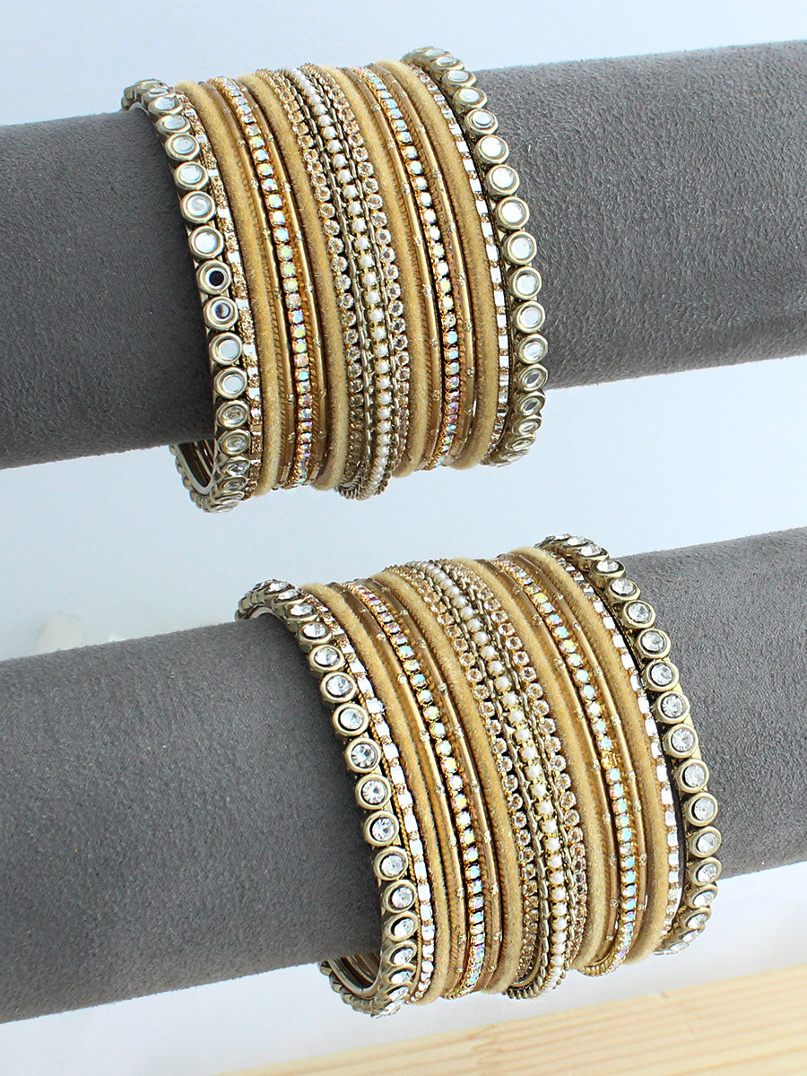 Tripti Bangle Set / Stack-Gold