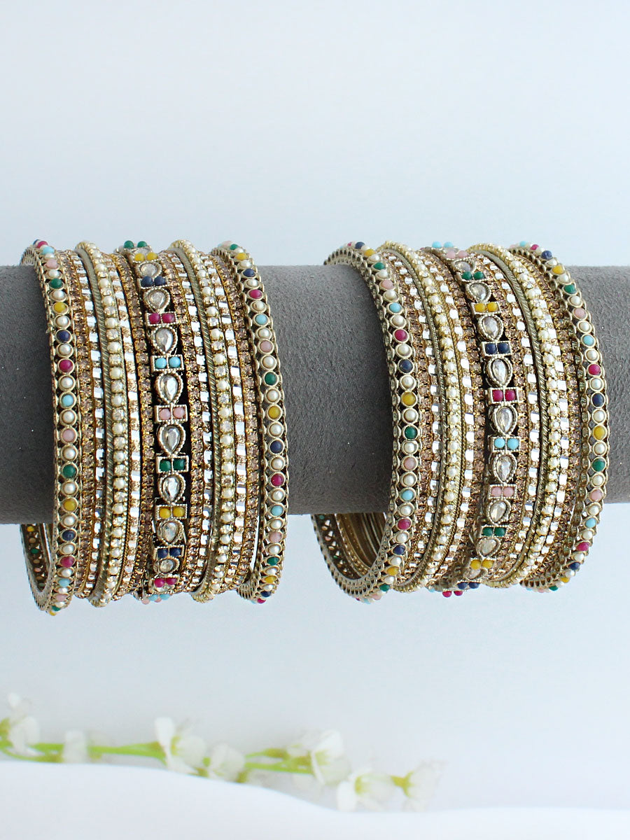 Yuvisha Bangle Set / Stack-Multicolor