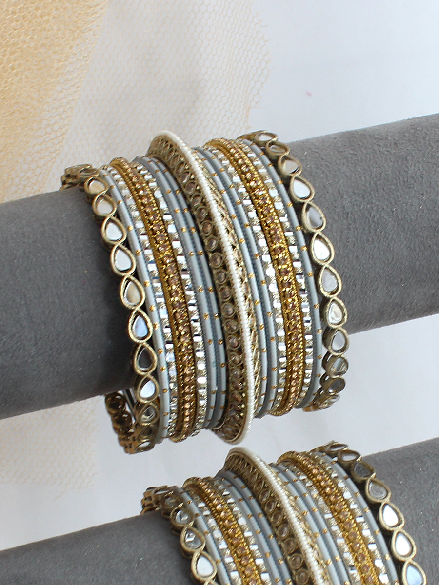 Pankhudi Bangle Set / Stack-Grey
