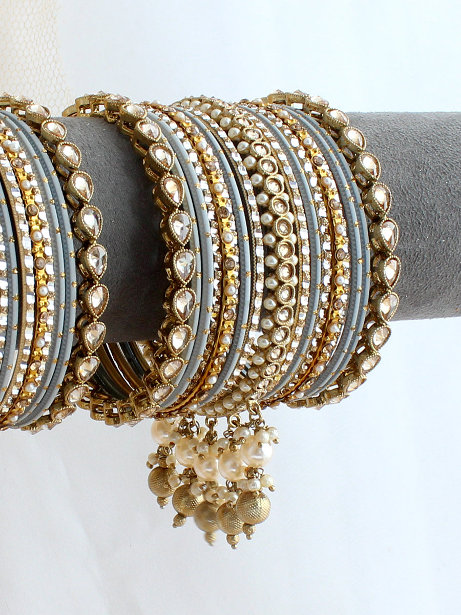 Meenakshi Bangle Set / Stack-Grey
