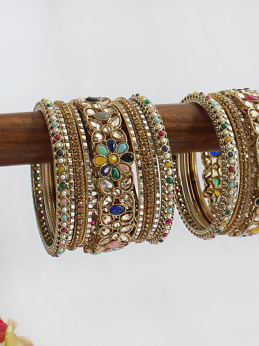 Ishvi Bangle Set / Stack-Milticolor