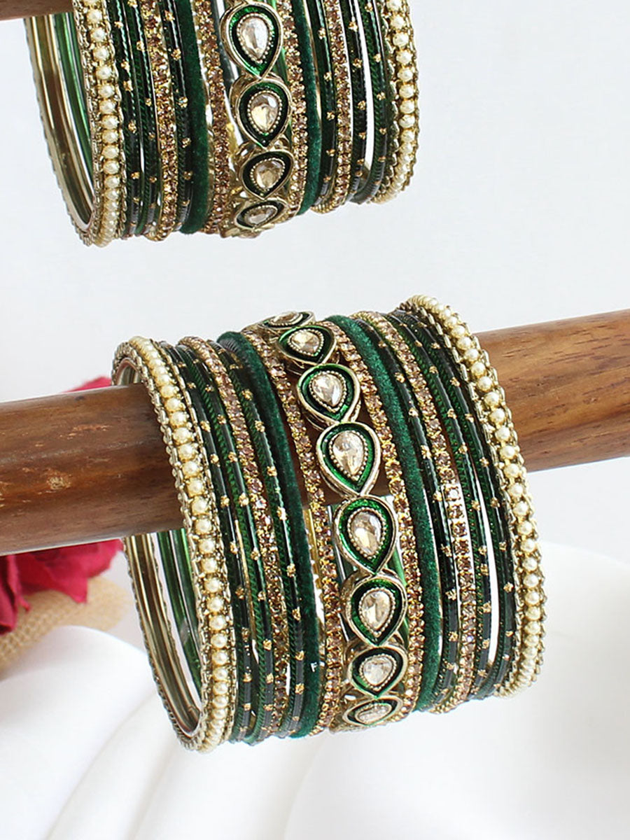 Tejasvini Bangle Set / Stack-Green
